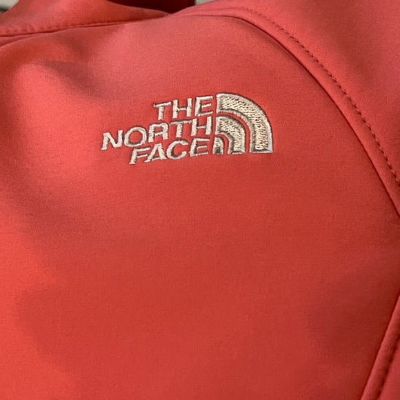 Women's Pinkish Corral NorthFace  Jacket - Picture 6 of 7